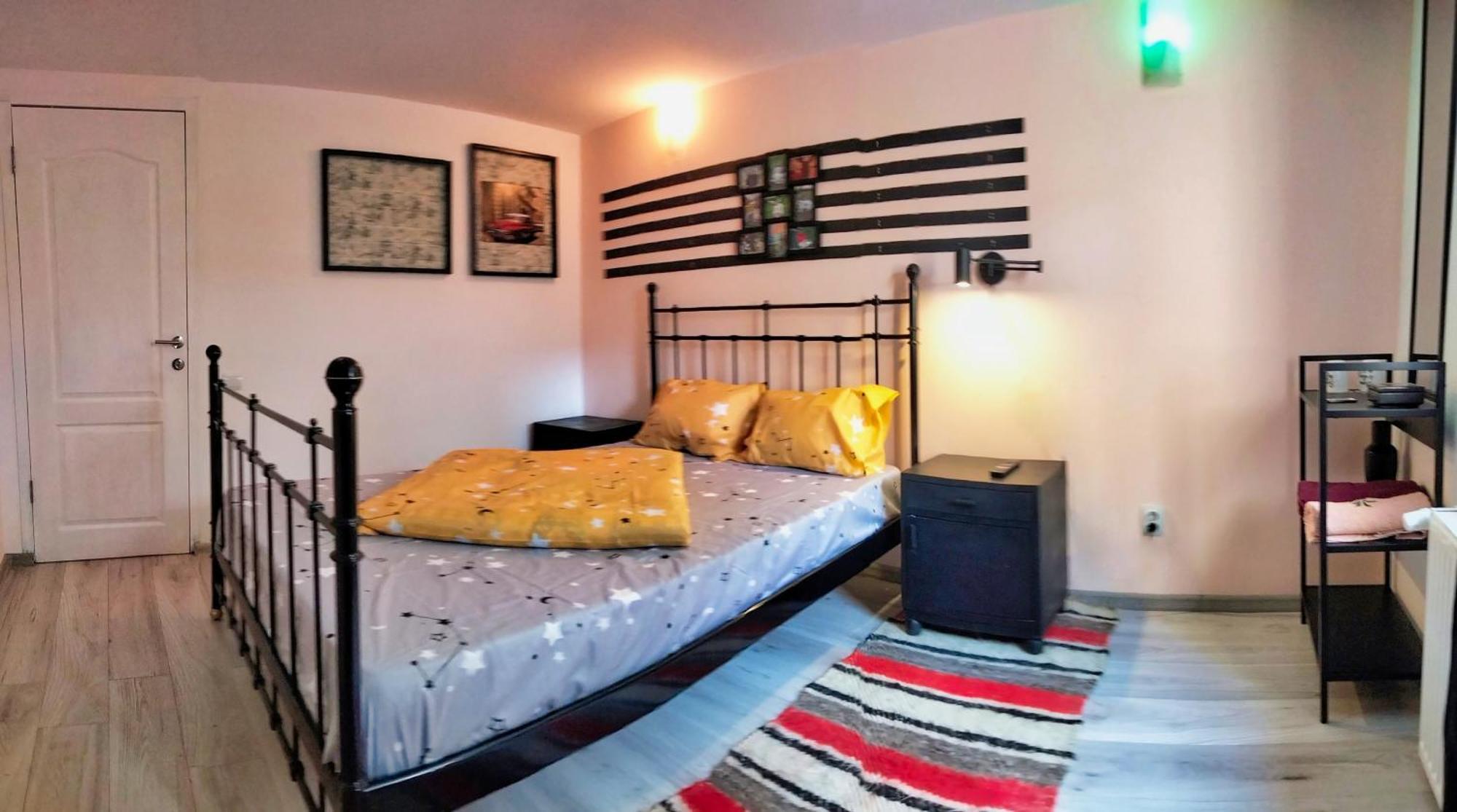 Apartamento Doi Iepuri Azuga Exterior foto