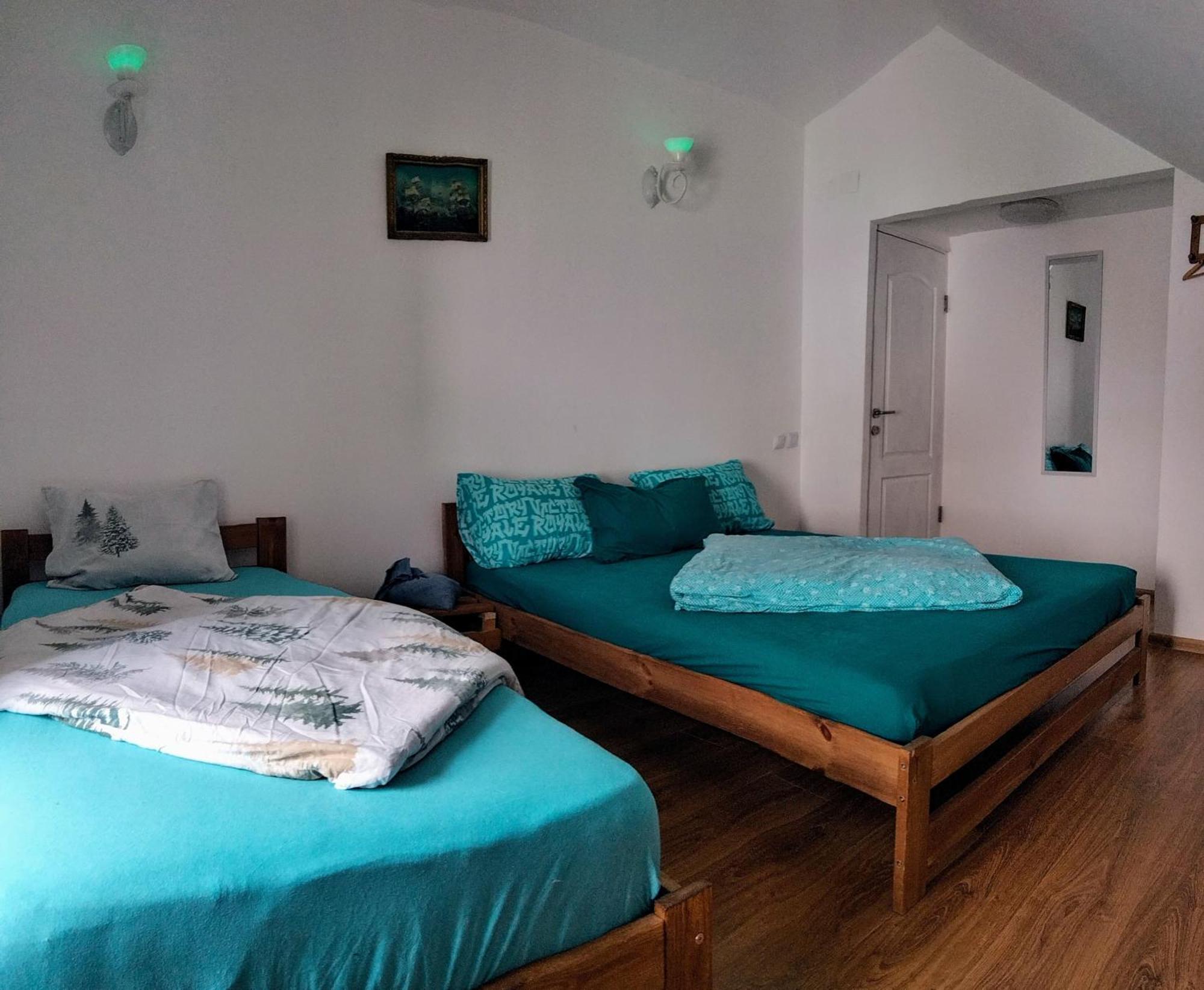 Apartamento Doi Iepuri Azuga Exterior foto